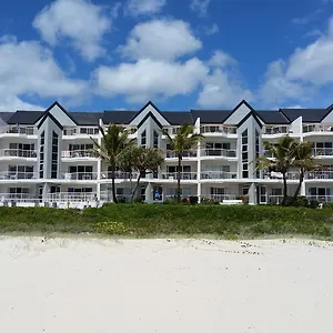 Aparthotel Surfers Horizons