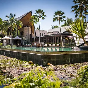 Niramaya And Resort Port Douglas