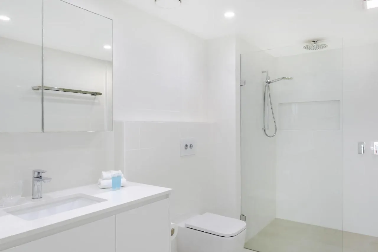 Ocean Sands Resort Gold Coast 4*,